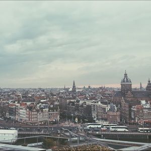 Meet your Posher, Neang